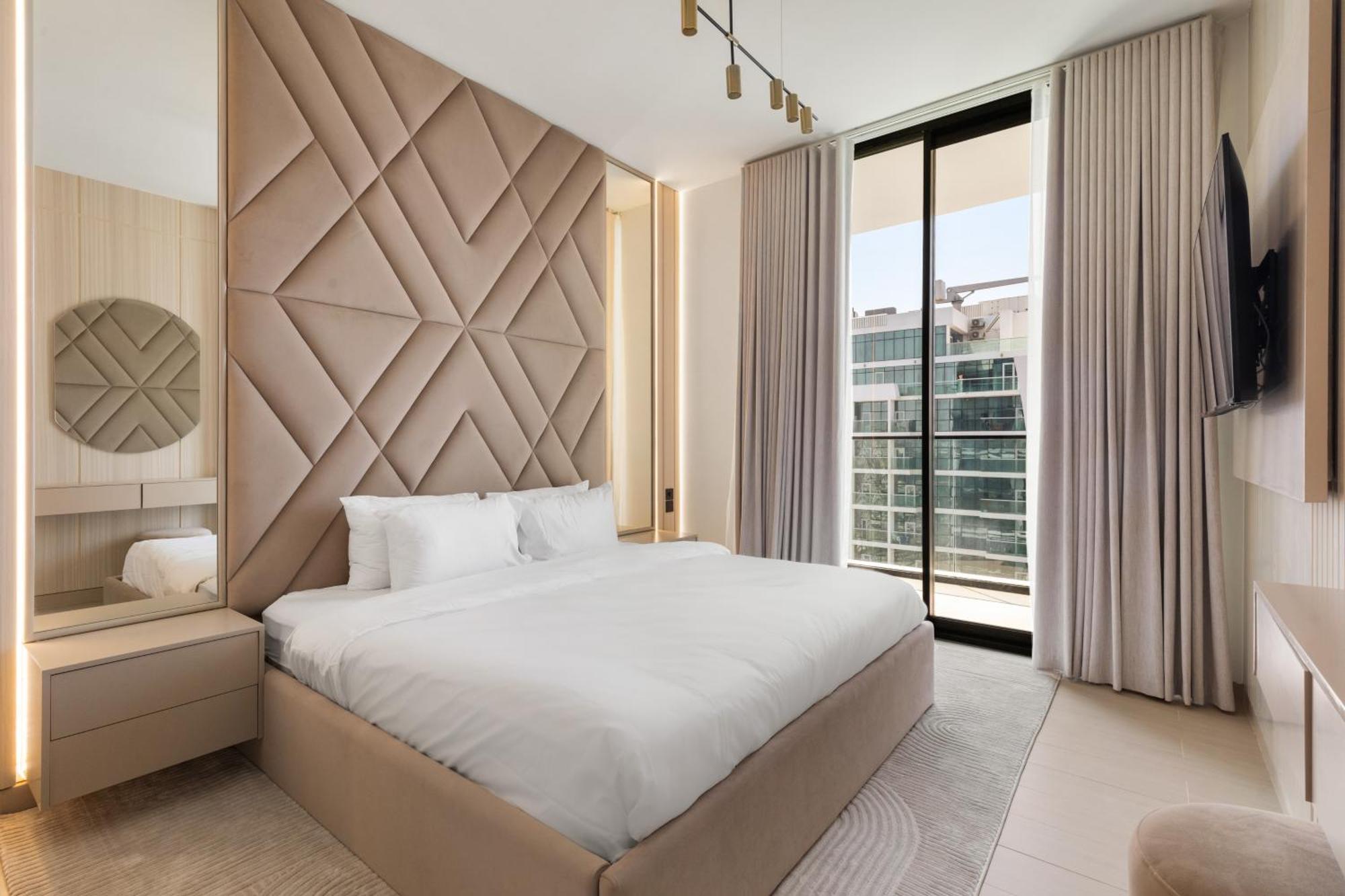 Apartment Your Own Pool Spacious 2bdr Jvc Dubai