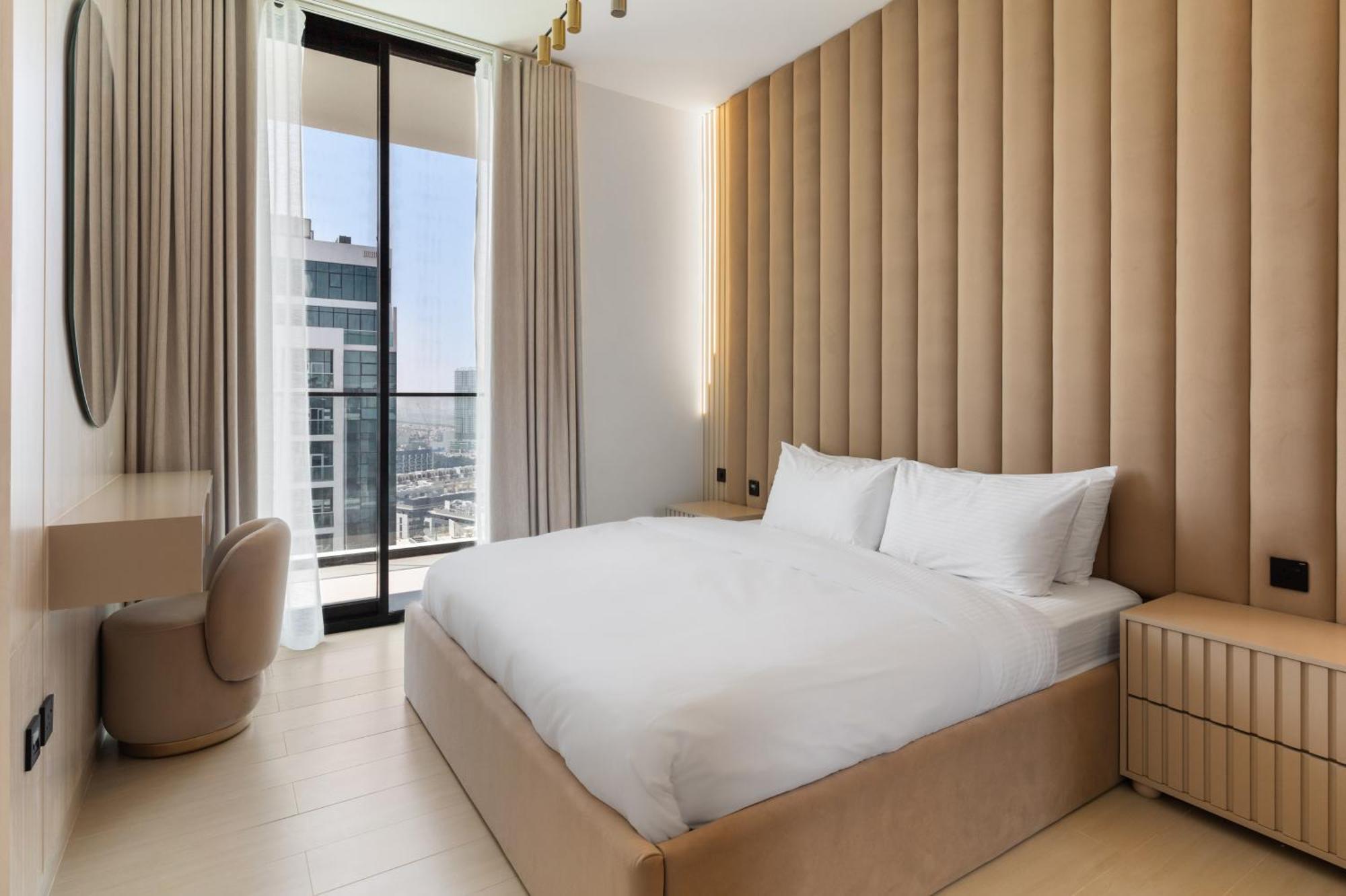 Your Own Pool Spacious 2bdr Jvc * Dubai